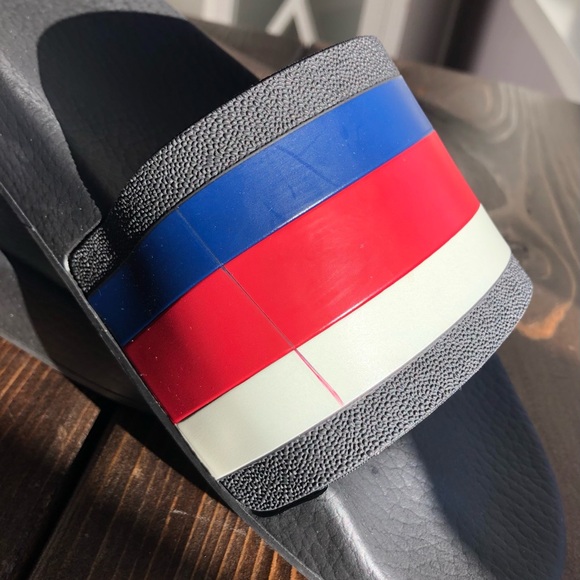 Authentic Gucci slides Mens 7 or woman’s 9 - Picture 8 of 10